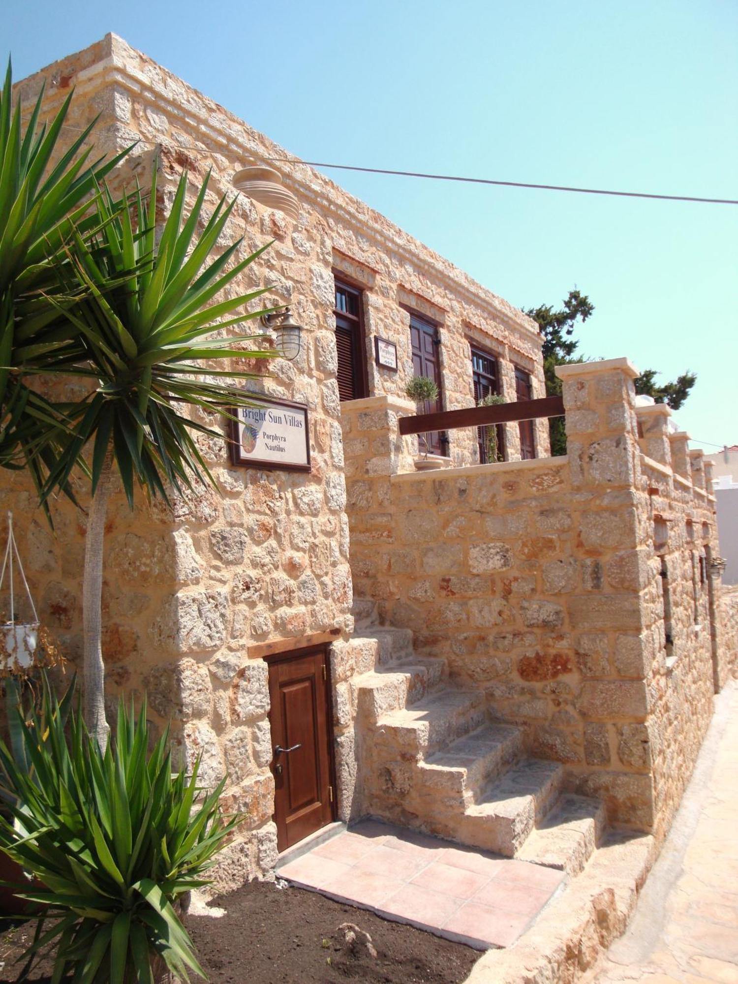 Bright Sun Villas Chalki Town Eksteriør bilde