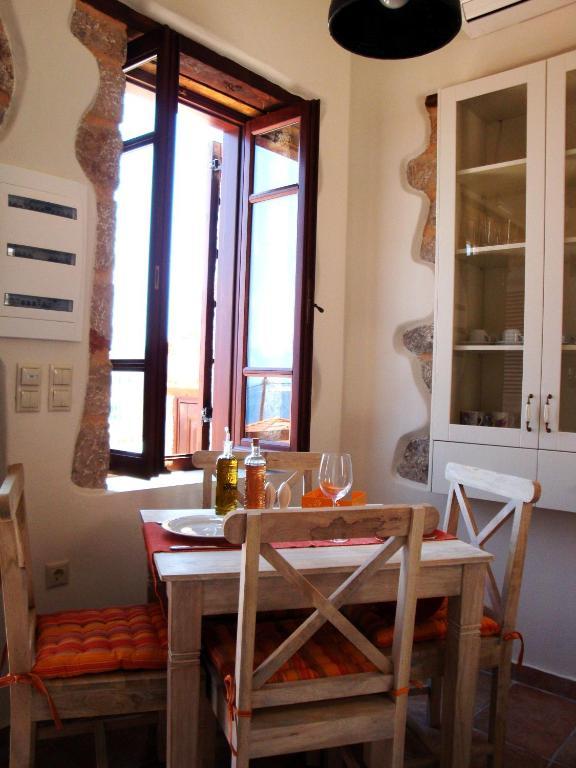 Bright Sun Villas Chalki Town Rom bilde